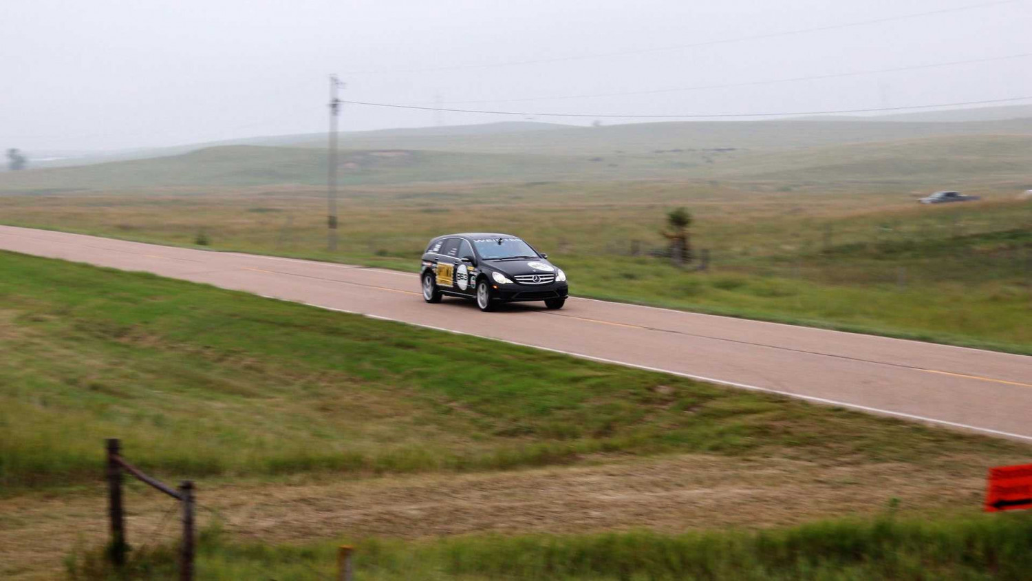 "Забравен" Mercedes постави нов рекорд за скорост за миниванове ВИДЕО