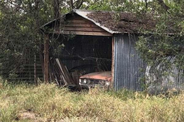 Мъж продаде ръждясалия рядък Форд на покойния си дядо и стана богат СНИМКИ