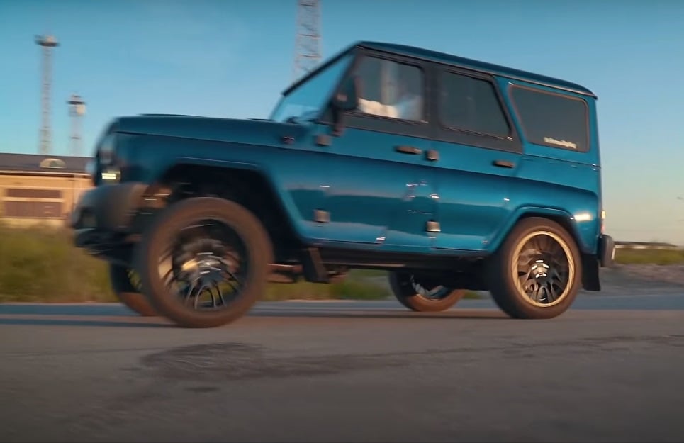 Вижте как тази УАЗ-ка се оказа по-бърза от Mercedes G63 ВИДЕО