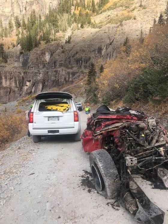 Шокиращо ВИДЕО запечата бруталното падане на джип в планината