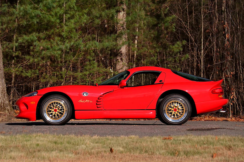 Продава се единственият по рода си Dodge Viper GTS CS СНИМКИ