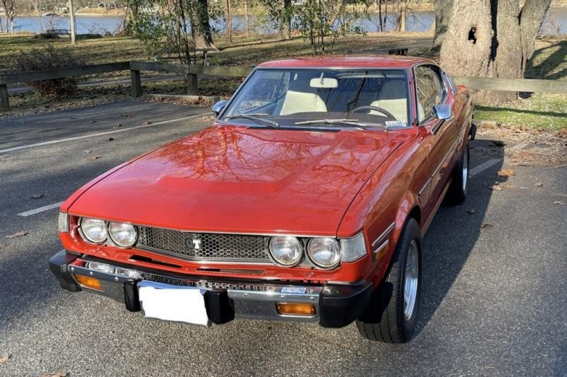 Подарък от любяща съпруга: Toyota Celica от 1976 г. за 62 000 долара СНИМКИ