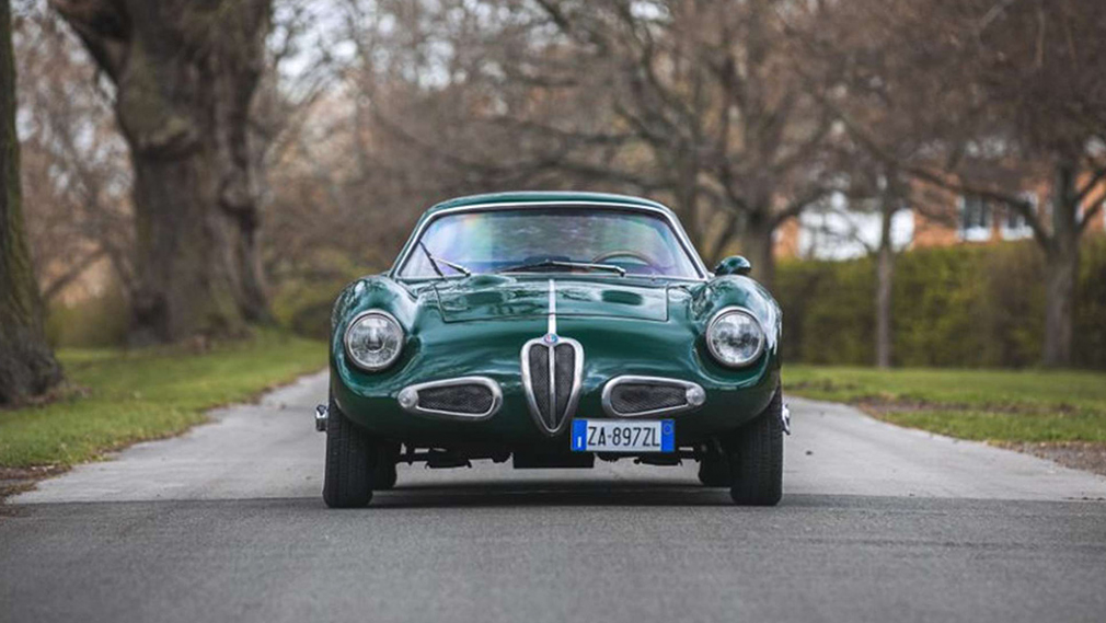 Уникална Alfa Romeo 1900 е обявена за продажба СНИМКИ