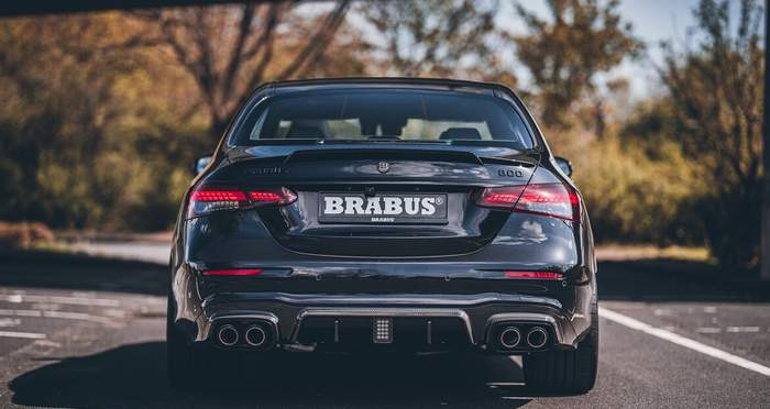 Новият Brabus 800 е толкова страхотен, че "хапва" суперколите за закуска СНИМКИ