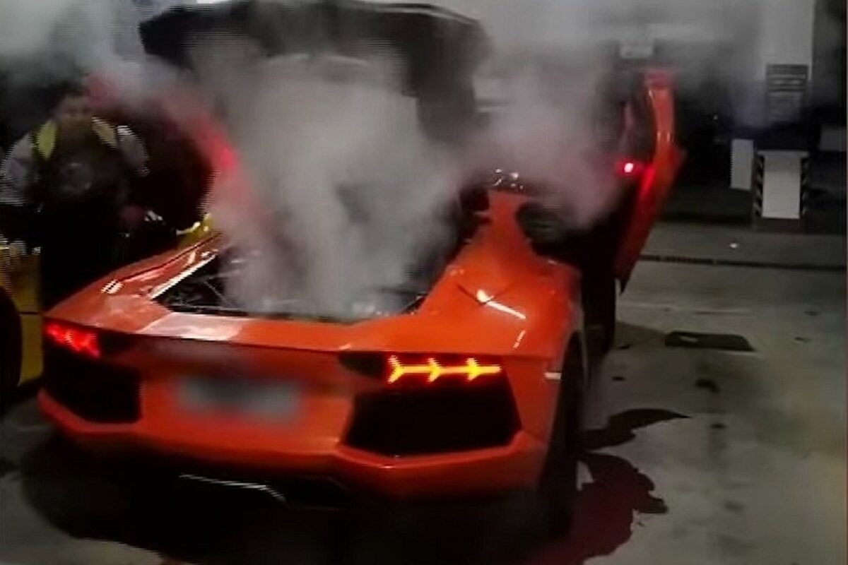 Мъж с Lamborghini взриви мрежата с дивотията, която направи ВИДЕО