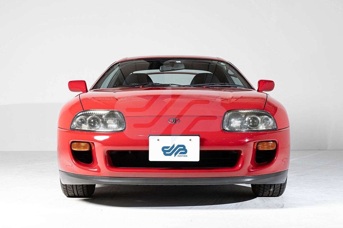 Продава се Toyota Supra, която не се е появявала на улицата от 22 години ВИДЕО