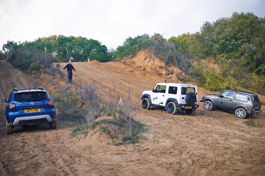 Офроуд битка: Lada Niva срещу Renault Duster и Suzuki Jimny ВИДЕО