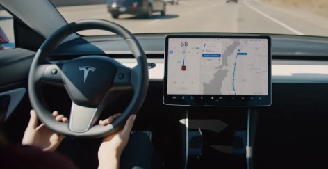 Вижте как автопилотът на Tesla реагира в аварийни ситуации ВИДЕО