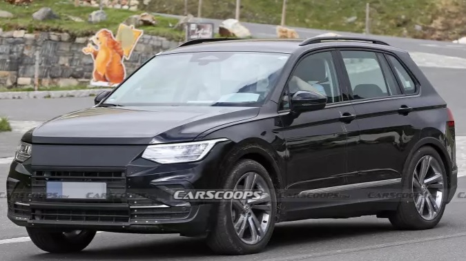 Първи шпионски СНИМКИ на очаквания нов Volkswagen Tiguan СНИМКИ