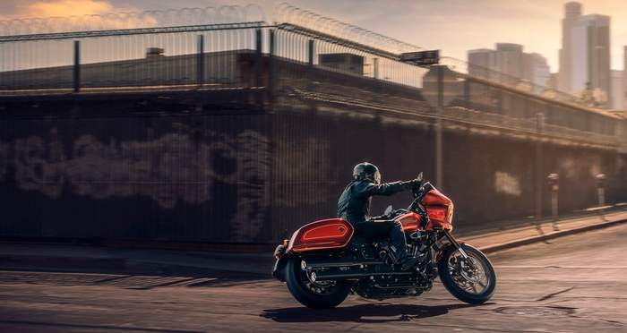 Harley-Davidson пуска уникална серия мотоциклети СНИМКИ