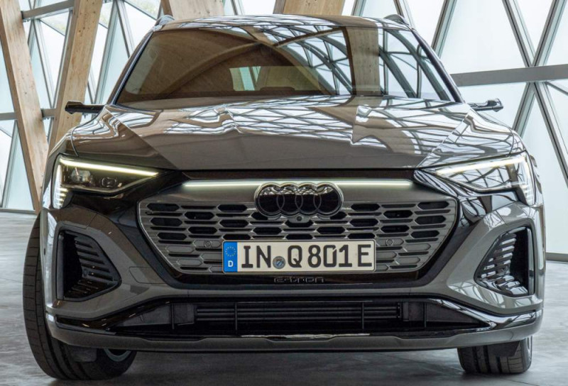 Голяма промяна за Audi e-tron, ето какво се случва с джипа