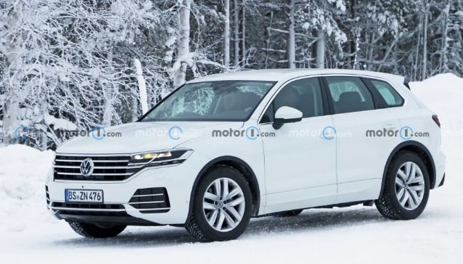 Шпионски СНИМКИ показаха как ще изглежда новият Volkswagen Touareg