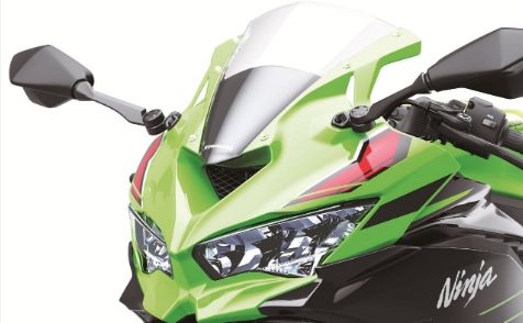 Kawasaki представи новия Ninja ZX-4RR с 400 кубиков двигател СНИМКИ