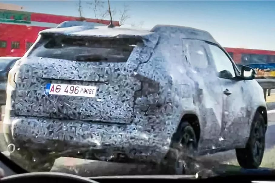 Renault изкара на пътни тестове новото поколение на Duster СНИМКИ