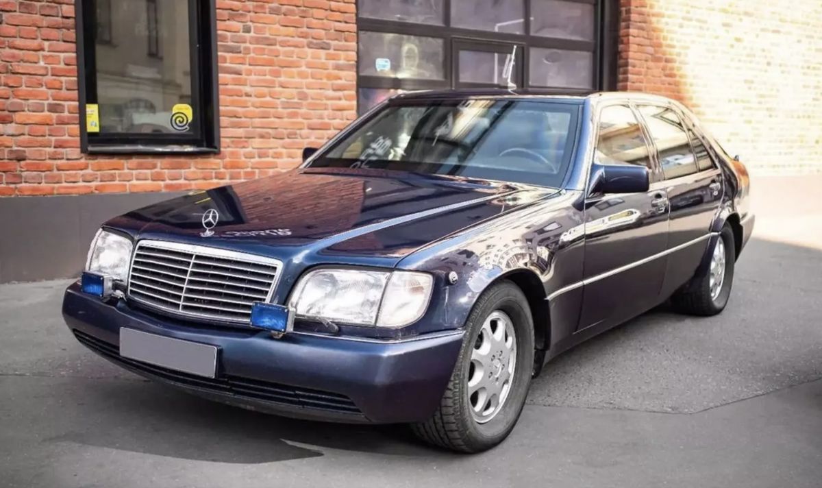 Руските служби за сигурност продават Mercedes W140