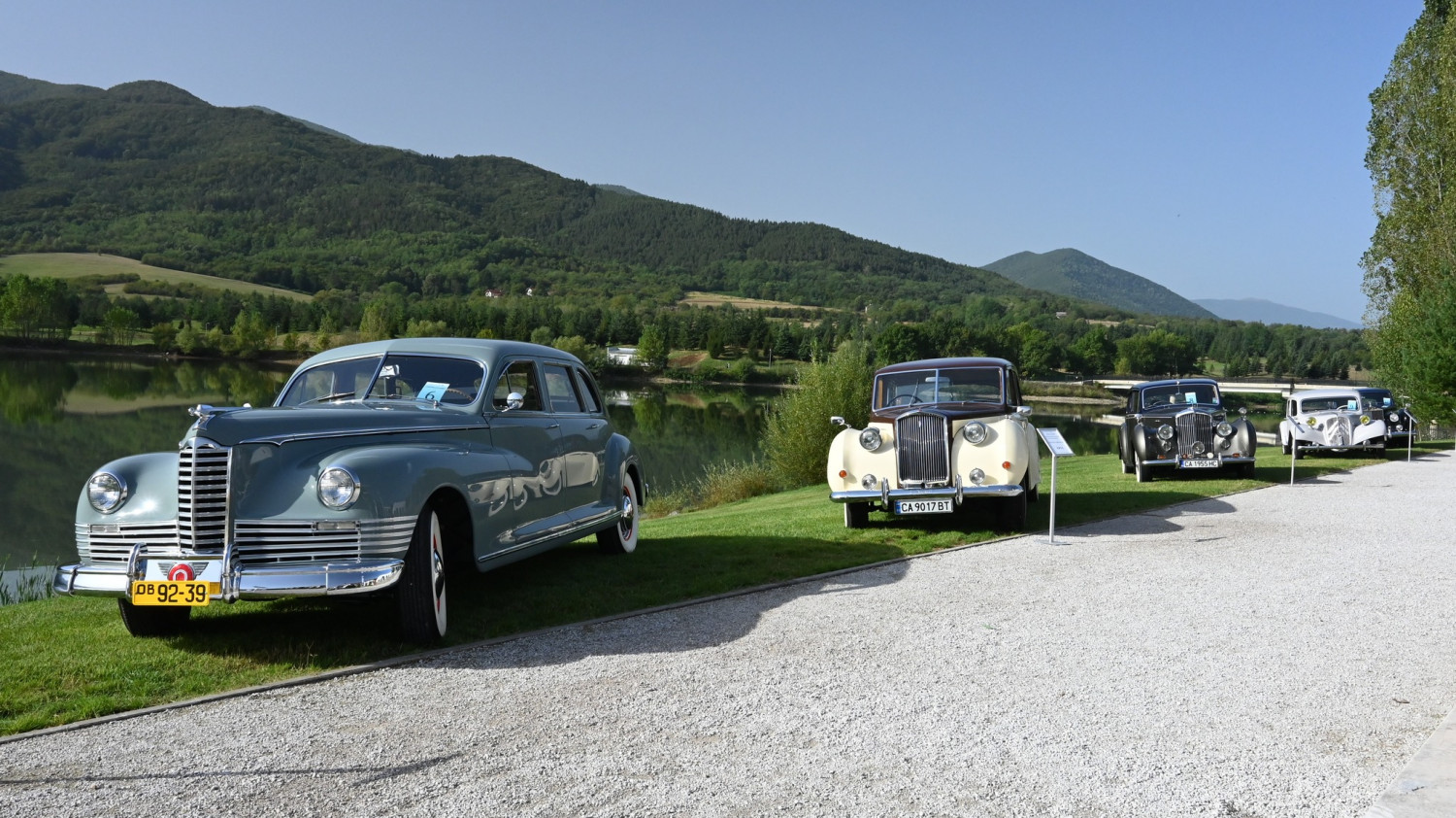 Mercedes-Benz 300SL (W189) от 1956 г. грабна голямата награда на Concours d’Elegance 2023