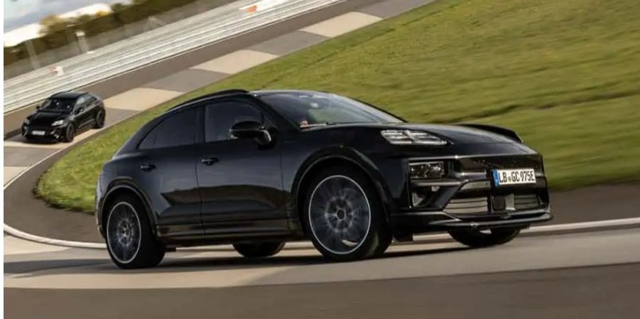 Новият Porsche Macan ще получи дисплей с добавена реалност