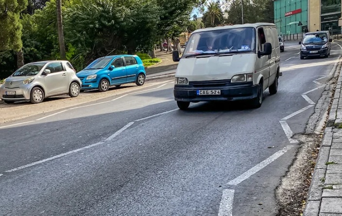 Никога не сте виждали такава пътна маркировка СНИМКИ