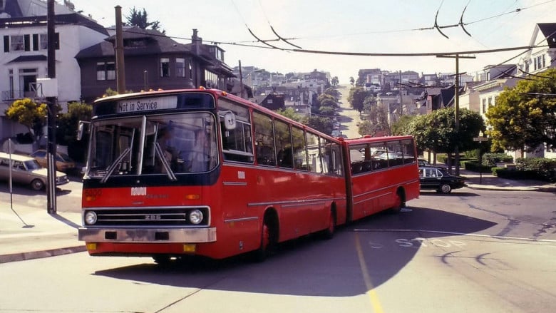 Автобус легенда от Източна Европа е обслужвал градовете в САЩ във вихъра на Студената война