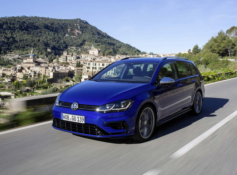 Експерти обявиха топ 5 на най-продаваните автомобили в Европа (СНИМКИ)