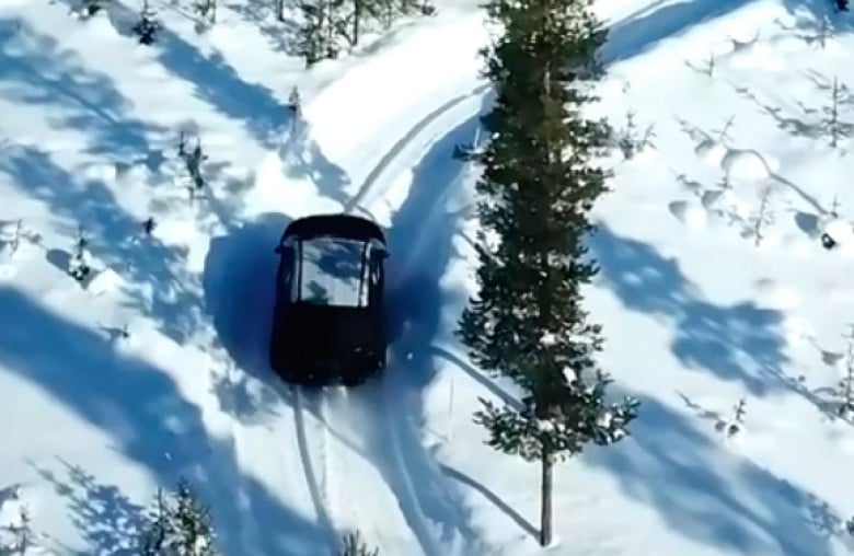 Екстремен тест на големия кросовър Hyundai Palisade в условията на полярна зима (ВИДЕО)