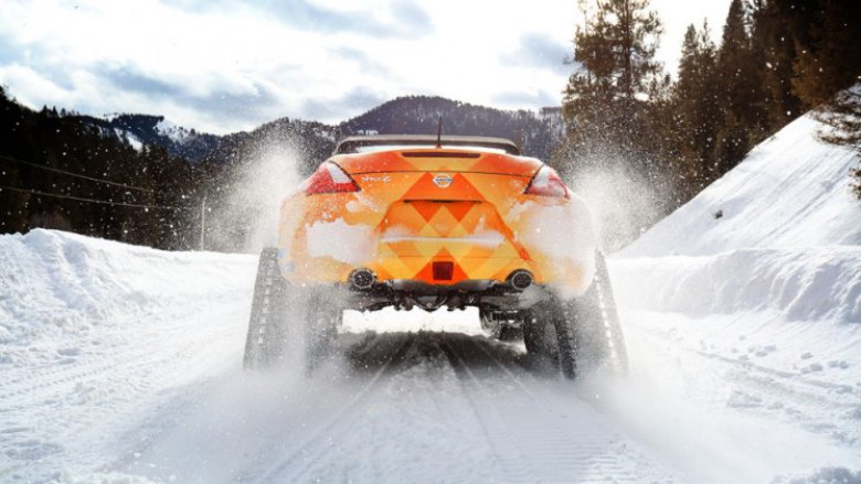 Вижте идеалния автомобил за сняг (СНИМКИ/ВИДЕО)