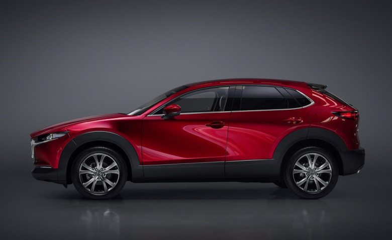 Автосалон Женева: Mazda CX-30 стана приятна изненада за всички (СНИМКИ)