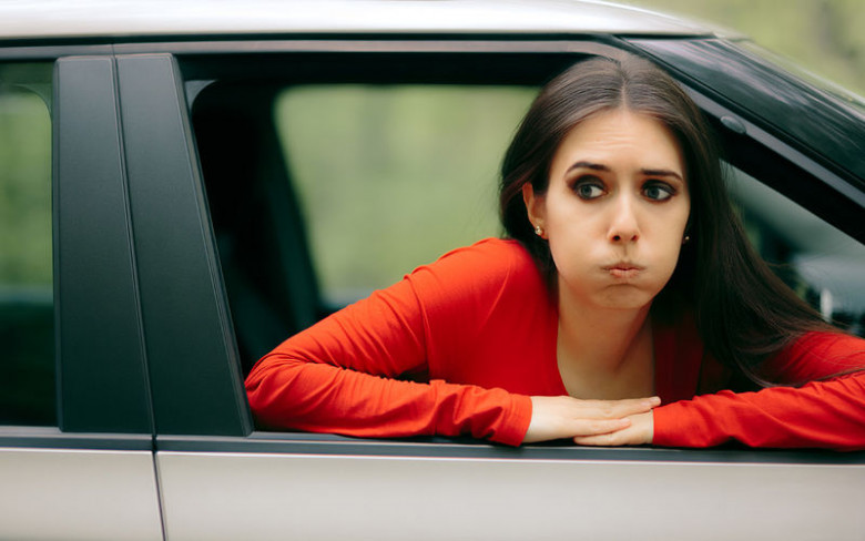 На жената и децата им се гади в автомобила: 11 начина да се справите с проблема