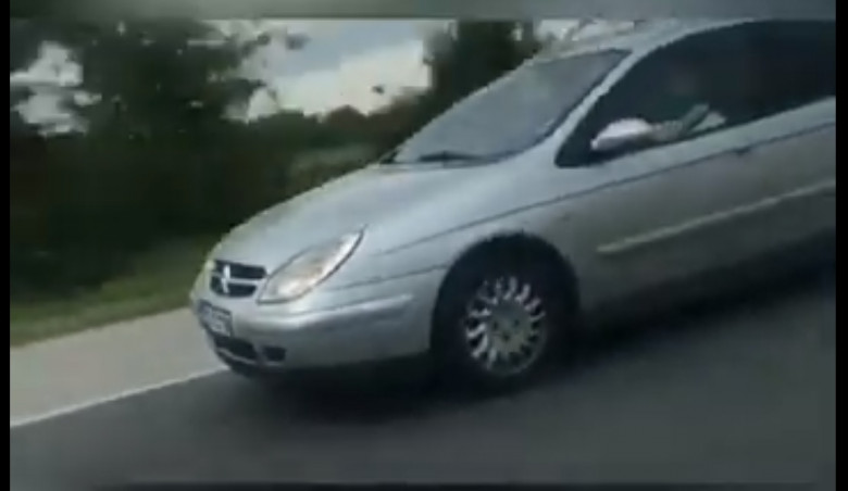 Жена разказа за среща с тотален психопат на българска магистрала (ВИДЕО)