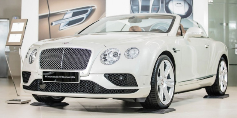 Огромен шоурум на Bentley отваря врати в една от най-бедните държави в Европа
