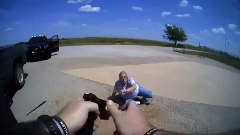 Екшън с преследване и пистолет след като шофьорка отказа да плати глоба ВИДЕО
