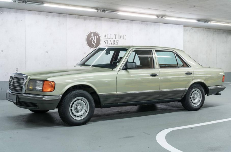 Музеят на Mercedes продава уникален седан на 37 години със заводска гаранция