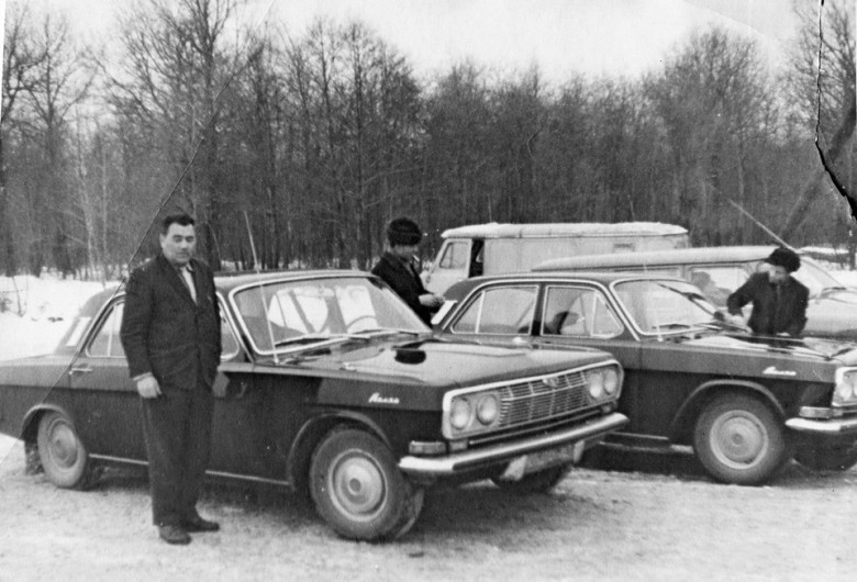 Това щеше да е истинска кола: Волга с 4 фара и двигател V6