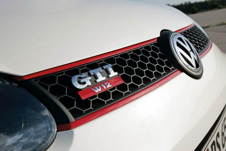 Това е най-мощният, най-бърз и широк Golf GTI СНИМКИ