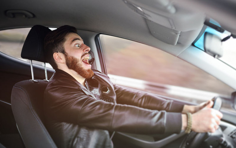 Психолозите казаха на кои коли най-често обичат да се возят автохулиганите