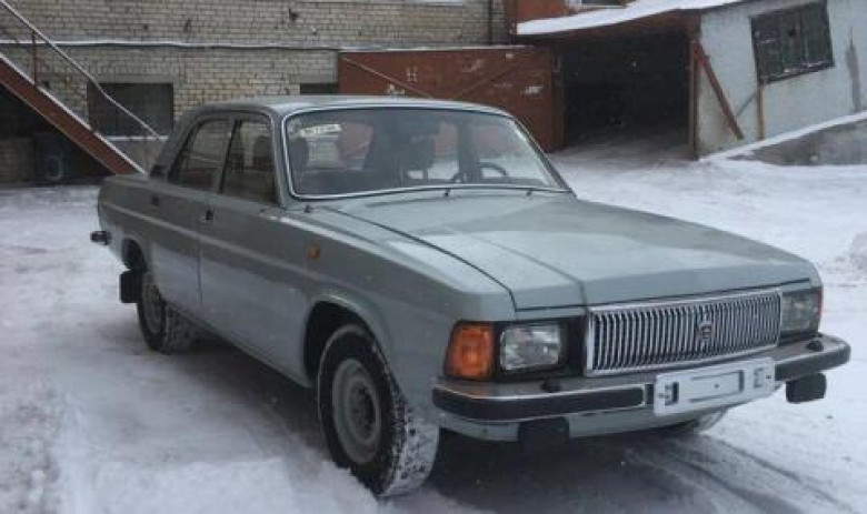 Тази Волга се продава на цената на натокано BMW X5, а причината е .. СНИМКИ