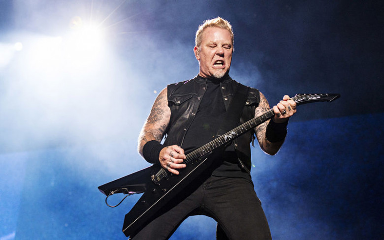 Показват зашеметяващата автоколекция на фронтмена на Metallica СНИМКИ