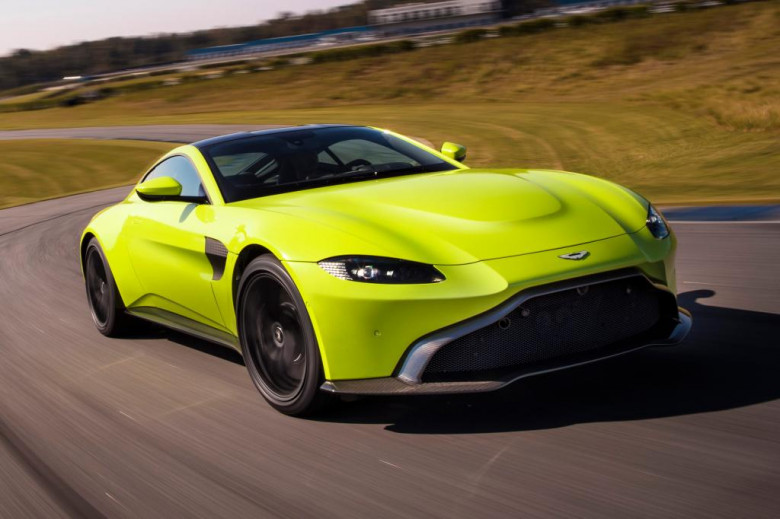La Vantage: Разкош и спорт в новото поколение на Aston Martin СНИМКИ