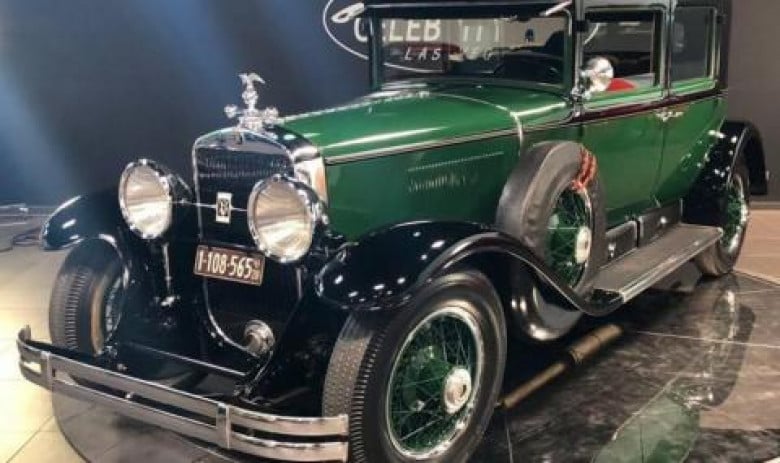 Продава се колата на Ал Капоне, първата бронирана в света ВИДЕО