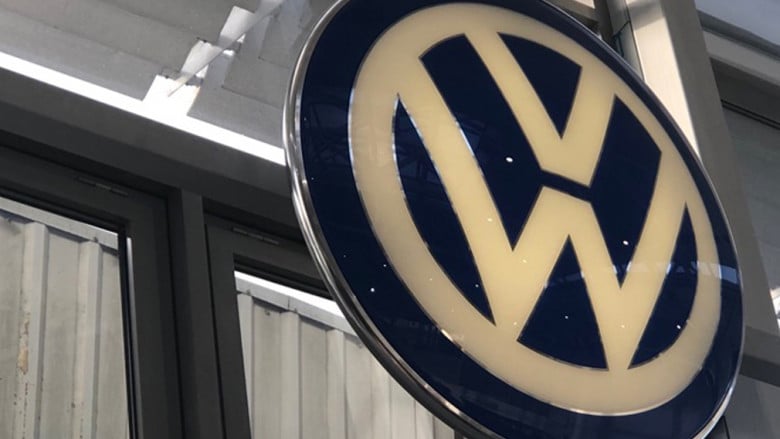 Volkswagen налива 1 милиард в Китай и отваря завод
