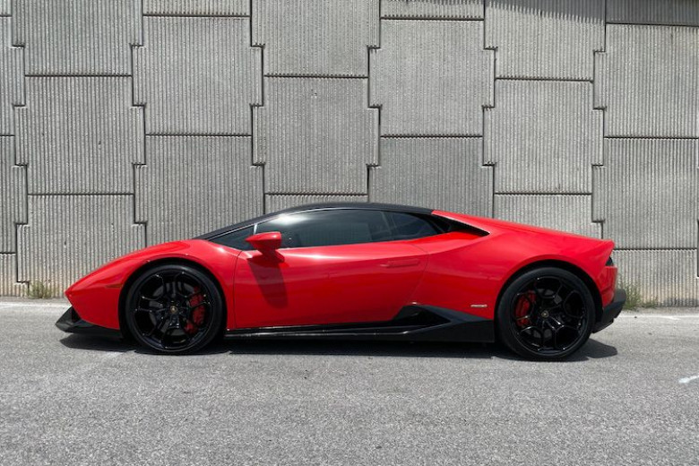Вижте как изглежда Lamborghini с пробег от над 300 хиляди км СНИМКИ