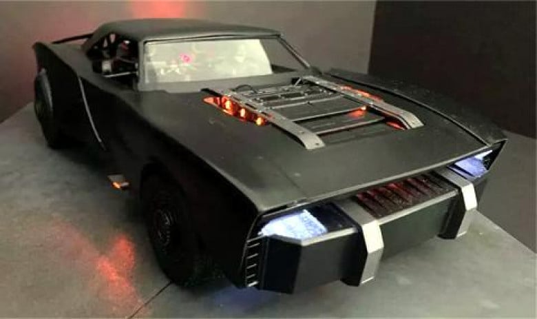 Вижте най-новата кола на Батман СНИМКИ