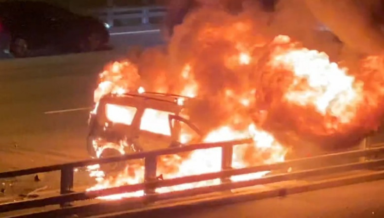 Фатален край: Шофьор изгоря при жестока катастрофа ВИДЕО