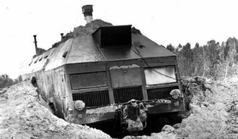 Съветският загадъчен автомобил-бункер на колела, който излизал изпод земята СНИМКИ