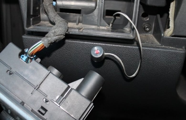 Загадъчният бутон "Валет" в колите: За какво се използва и къде се намира