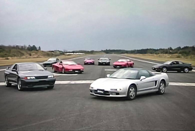 Грандиозна драг битка на легендарни японски коли от 90-те ВИДЕО