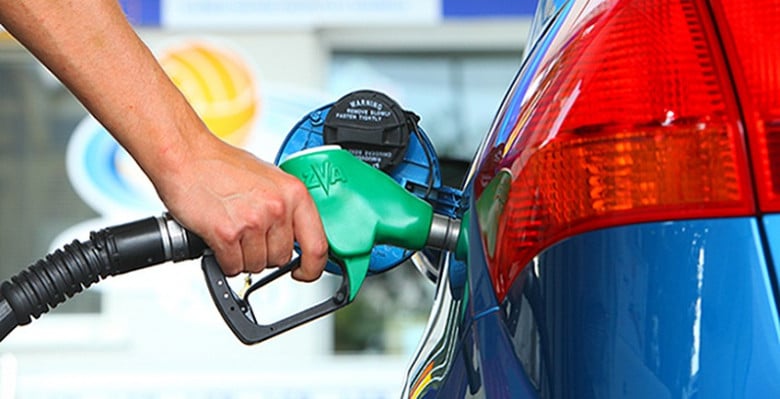 Ето къде може да заредим бензин на цена от 1.65 за литър в България