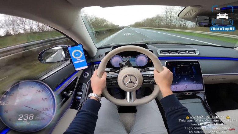 Вижте как нов Mercedes S-Class бе ускорен до максимална скорост ВИДЕО