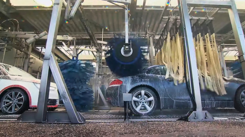 Най-голямата мивка в света мие по 4 000 коли на ден ВИДЕО