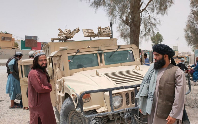 Стана ясно колко точно Ford Ranger и Humvee САЩ са оставили в Афганистан ВИДЕО